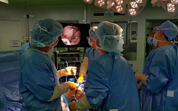 바이오솔루션, 자가연골 세포치료제 ‘카티라이프’ 첫 이식 수술 성공