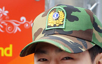 [포토]조인성 전역...'해맑은미소'