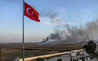 터키, 쿠르드 공습 이틀 만에 11개 마을 점령…사망·부상자 잇따라