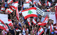 레바논, 시위 현장서 울려퍼진 ‘아기상어’ 동요 화제