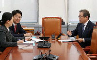 한국당ㆍ바른미래 “‘수사ㆍ기소권 분리’로 검찰개혁안 의견접근”