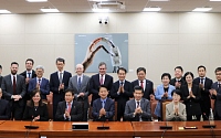 암참, 서울 디지털 경제 대표단과 정부지도층 교류활동 전개