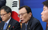 이해찬, 한국당 필리버스터에 &quot;쿠데타… 국회 정상운영 약속해야 대화 통한 해결&quot;