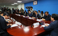 민주당 “청와대 표적수사와 한국당 봐주기로 검찰개혁 마비”