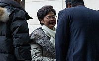 캐리 람 홍콩 장관, 내일 시진핑 면담…‘재신임’ 받아올까