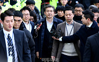 한국당 “조국 구속영장 기각…사법부ㆍ청와대 ‘야합’”