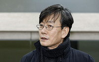 손석희 JTBC 대표, '폭행 혐의' 약식 기소…나머지 혐의는 무혐의
