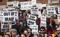 미국 상원, ‘이란과의 전쟁 반대’ 결의안 발의...세계 곳곳서 반전 시위도
