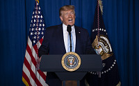 트럼프, ‘미국 비난’ 이란 최고지도자에 “말조심하라” 경고