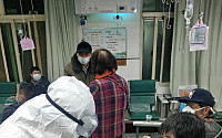 신종 바이러스 확산 못 막는 중국...“보호복 등 의료 장비 부족”