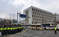 [종합] 우한 교민들, 생활시설 입소…진천·아산 주민들 '수용 반대' 철회