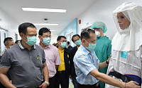 태국 보건부 “신종 코로나 치료약 발견...에이즈 치료제·독감약 섞었더니 증상 개선”
