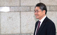 법원, '5·18 북한군 개입' 지만원 신간 출판·배포 금지