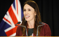 뉴질랜드 총리 “한국 입국금지 고려하지 않아” 말했지만…에어뉴질랜드는 하늘길 닫아