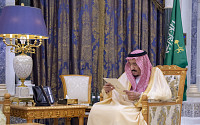 사우디, 코로나·저유가에 올해 예산지출 5% 감축