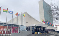 뉴욕 유엔본부도 뚫렸다…필리핀 외교관 첫 코로나19 양성 판정