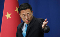 중국, 코로나19 책임론 회피 본격화?…외교부 대변인 “미군이 우한에 바이러스 퍼뜨렸을 수도”