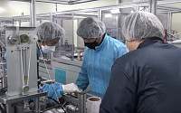 [나눔-행동하는 사랑] 삼성전자, 마스크 제조기업 생산량 증대 지원