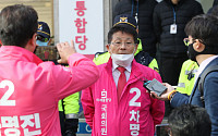 차명진, 징계에도 계속된 '세월호 텐트' 막말 선거운동 논란
