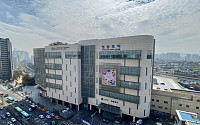 롯데百 영등포점, 10년 만에 새단장…아동·유아 전문관 오픈