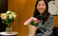 김슬아 마켓컬리 대표, ‘플라워 버킷 챌린지’ 참여...상품 공급사 55곳에 꽃다발 선물