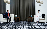 정부, UAE와 기업인 신속입국 합의…문 대통령 친서도 전달