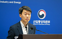 일본, 한국산 '탄산칼륨' 반덤핑 조사 착수…정부 &quot;기업과 대응 방안 모색&quot;