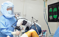 힘찬병원, 로봇으로 인공관절수술 정확도 더욱 높인다