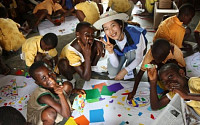 삼성전자 임직원봉사단 아프리카서 봉사활동