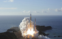 ’중동 최초 화성탐사선’ UAE 아말, 발사 성공…일본 미쓰비시 로켓에 실려