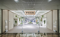 현대백화점, MZ세대 겨냥 패션 편집숍 ‘피어(PEER)’ 리뉴얼 오픈
