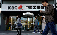 중국 4대 국유은행, 대졸자 수만 명 채용...정부 ‘일자리 지키기’에 동참