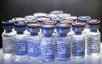 또 3상 임상시험 건너뛰고...러시아, 코로나19 백신 두 번째 공식 승인