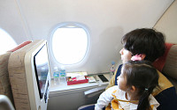 아시아나 A380, ‘하늘에서 국토 순례’…2시간 국내 상공 비행