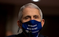 파우치, 미국인 향해 마스크 착용 호소...“경제 봉쇄 막는 길”