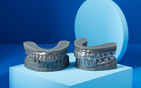 치과교정기에 수술용 도구까지… 폼랩, 3D프린터 신규 레진 2종 출시