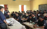 포스코건설, 방글라데시서 직업훈련소 운영