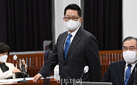 [포토] 정보위 전체회의 출석하는 박지원 국정원장
