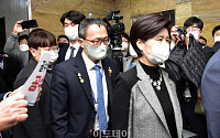 [포토] 법사위 소위 참석하는 백혜련-박주민 의원