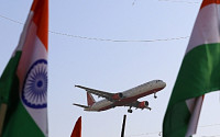 인도, 눈에는 눈…“중국인 태우지 마” 항공사에 비공식 지시