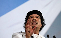 42년 독재 비참하게 마감한 카다피는 누구인가?