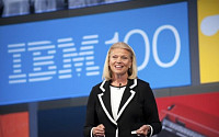 IBM, 첫 여성 CEO 탄생…버지니아 로메티 (상보)