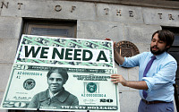 미국 잭슨 전 대통령, 20달러 지폐서 사라진다…새 주인공은 흑인 인권운동가