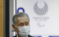 도쿄올림픽 조직위원장, 성차별 발언으로 구설수…사퇴 요구 거절