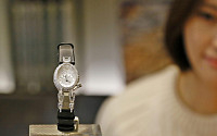 [포토] 갤러리아 “2억4000만원대 브레게 시계 판매”