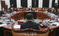 [포토] 정보위원회 전체회의