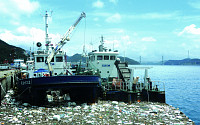 해안 쓰레기 83%가 음료수병 등 플라스틱…외국발 쓰레기 95%는 중국
