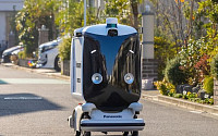 일본, 연내 자율주행 배송 로봇 도로 주행 허용