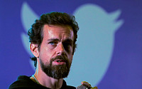 “이건 단순한 트윗 아냐”…트위터 창업자 첫 게시물, 33억 원에 팔렸다