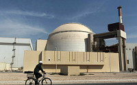 이란 남부서 규모 5.9 지진...진원, 원전서 100km 거리 “원전 피해없어”
